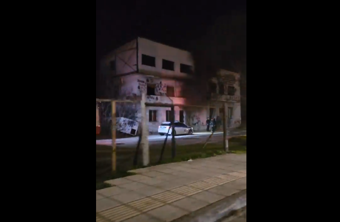 Πυρκαγιά σε εγκαταλελειμμένο εργοστάσιο στη Σταυρούπολη Θεσσαλονίκης